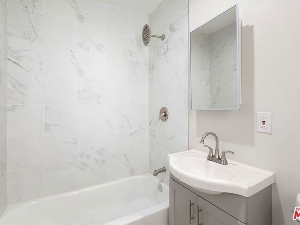 4421 Wall Street, Los Angeles CA 90011