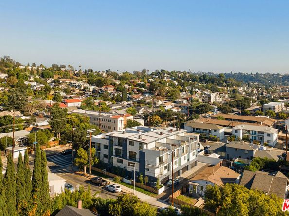 6048 Burwood Avenue, Los Angeles CA 90042