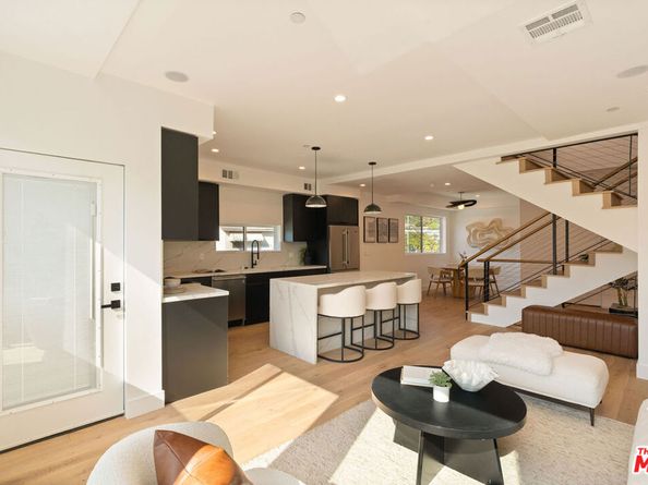 6048 Burwood Avenue, Los Angeles CA 90042
