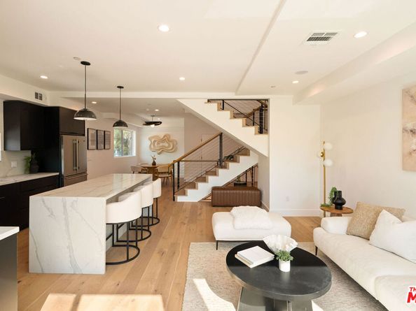 6048 Burwood Avenue, Los Angeles CA 90042