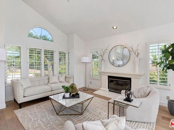 17923 Lone Oak Drive, Granada Hills CA 91344