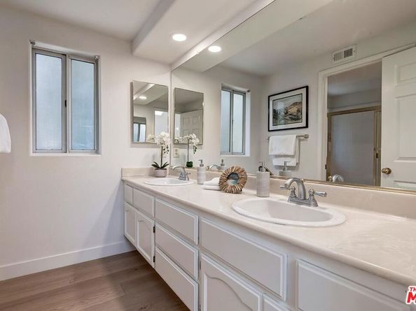 17923 Lone Oak Drive, Granada Hills CA 91344