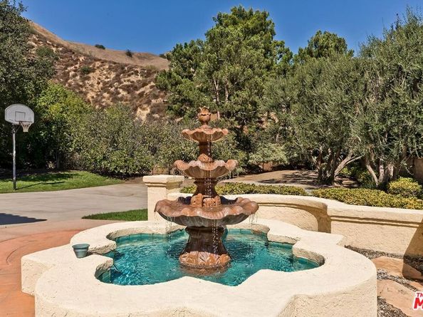 17923 Lone Oak Drive, Granada Hills CA 91344
