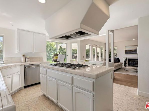 17923 Lone Oak Drive, Granada Hills CA 91344
