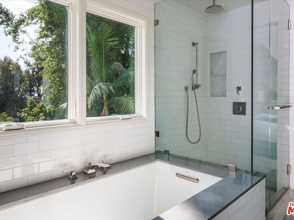 7064 La Presa Drive, Los Angeles CA 90068