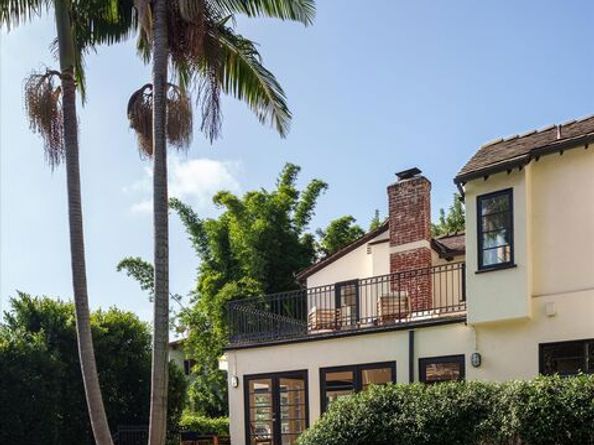 7064 La Presa Drive, Los Angeles CA 90068