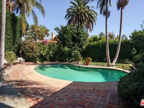 7064 La Presa Drive, Los Angeles CA 90068