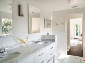 7064 La Presa Drive, Los Angeles CA 90068