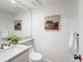 13044 Mindanao Way 2, Marina Del Rey CA 90292