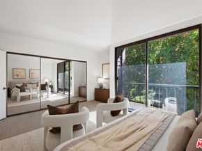 13044 Mindanao Way 2, Marina Del Rey CA 90292