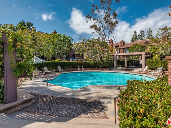 13044 Mindanao Way 2, Marina Del Rey CA 90292
