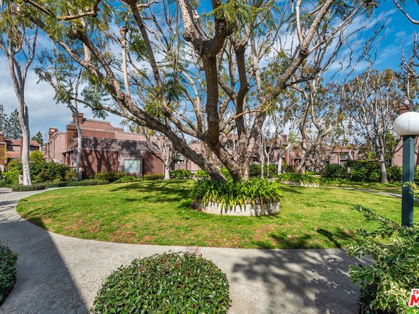 13044 Mindanao Way 2, Marina Del Rey CA 90292