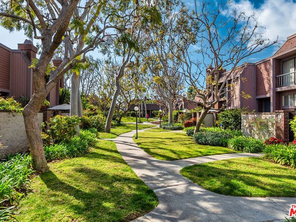 13044 Mindanao Way 2, Marina Del Rey CA 90292