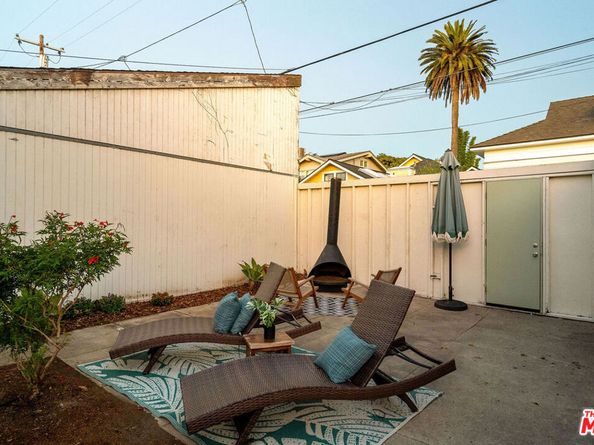 818 Palms Boulevard, Venice CA 90291