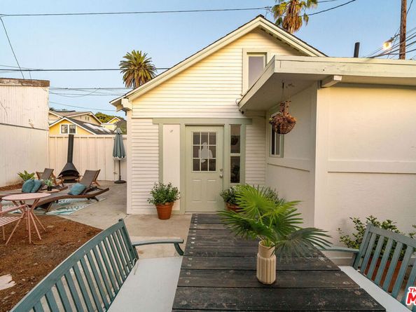 818 Palms Boulevard, Venice CA 90291