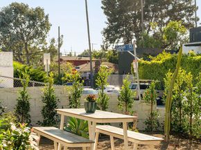 818 Palms Boulevard, Venice CA 90291