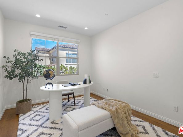 141 Tidal, Irvine CA 92620