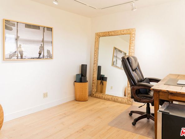 21227 Colina Drive, Topanga CA 90290