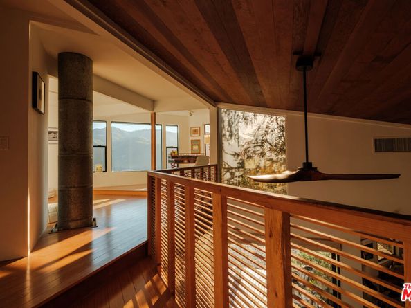 21227 Colina Drive, Topanga CA 90290