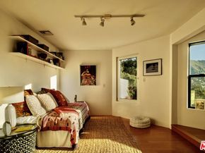 21227 Colina Drive, Topanga CA 90290