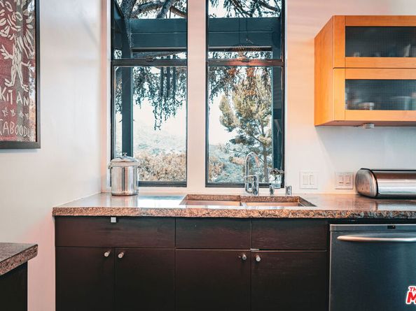 21227 Colina Drive, Topanga CA 90290