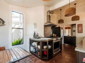 21227 Colina Drive, Topanga CA 90290