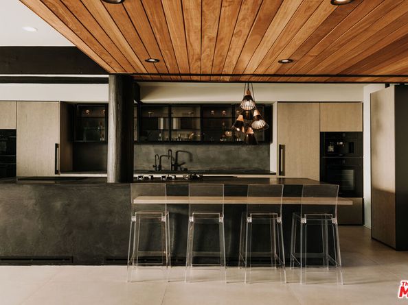 1509 Amalfi Drive, Pacific Palisades CA 90272