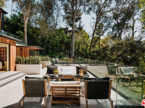1509 Amalfi Drive, Pacific Palisades CA 90272
