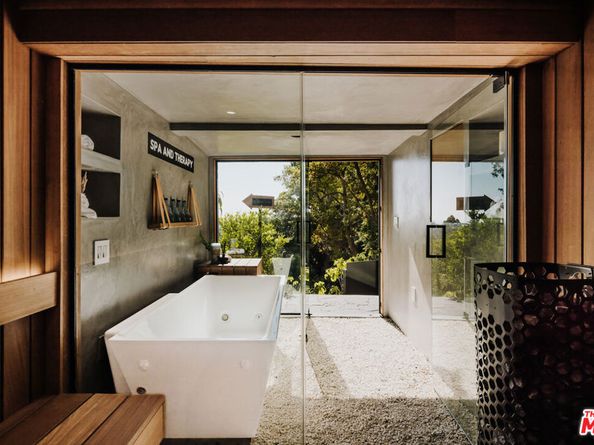 1509 Amalfi Drive, Pacific Palisades CA 90272