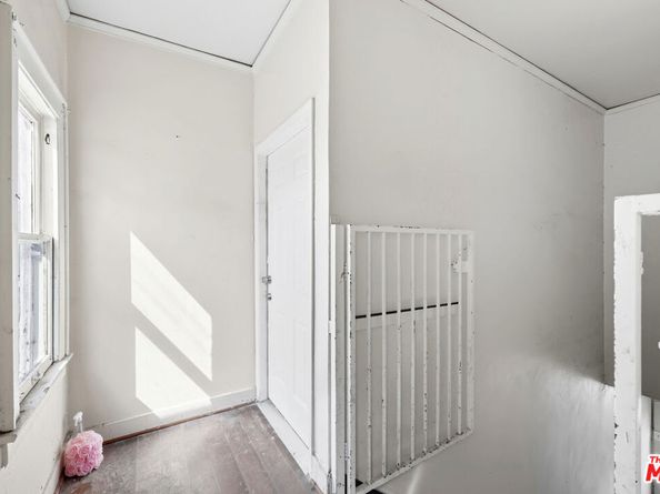 522 W Vernon Avenue, Los Angeles CA 90037