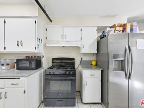 522 W Vernon Avenue, Los Angeles CA 90037