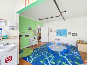 522 W Vernon Avenue, Los Angeles CA 90037