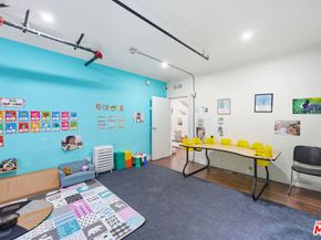 522 W Vernon Avenue, Los Angeles CA 90037