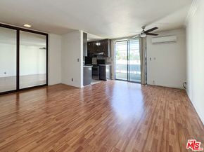 360 S Kenmore Avenue 209, Los Angeles CA 90020