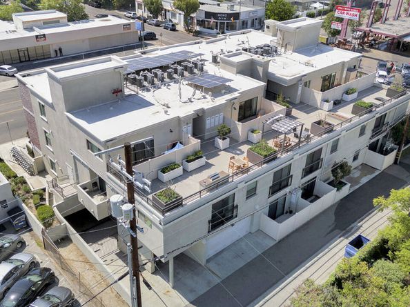 10455 Magnolia Boulevard, North Hollywood CA 91601