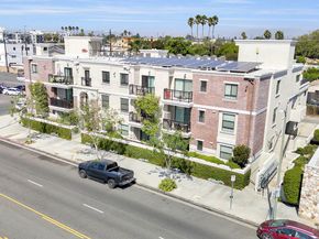 10455 Magnolia Boulevard, North Hollywood CA 91601