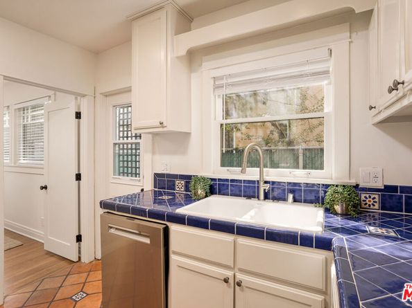 1840 Santa Rosa Avenue, Pasadena CA 91104