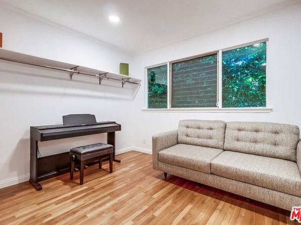 1275 Havenhurst Drive 4, West Hollywood CA 90046