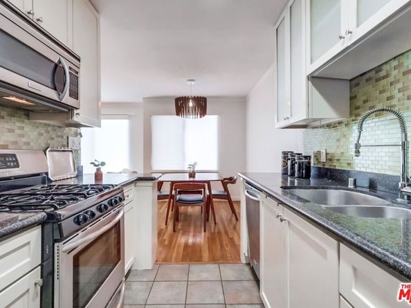 1275 Havenhurst Drive 4, West Hollywood CA 90046
