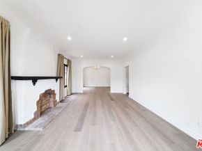 1005 N Genesee Avenue, West Hollywood CA 90046
