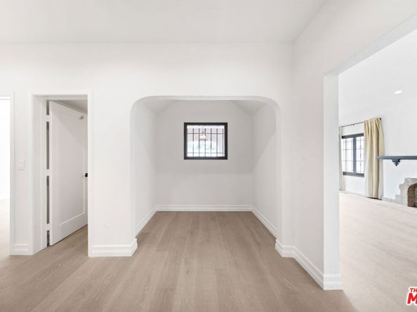 1005 N Genesee Avenue, West Hollywood CA 90046