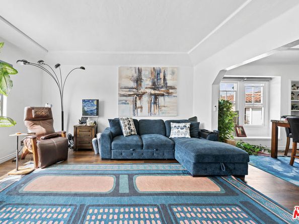 5173 Pickford Street, Los Angeles CA 90019