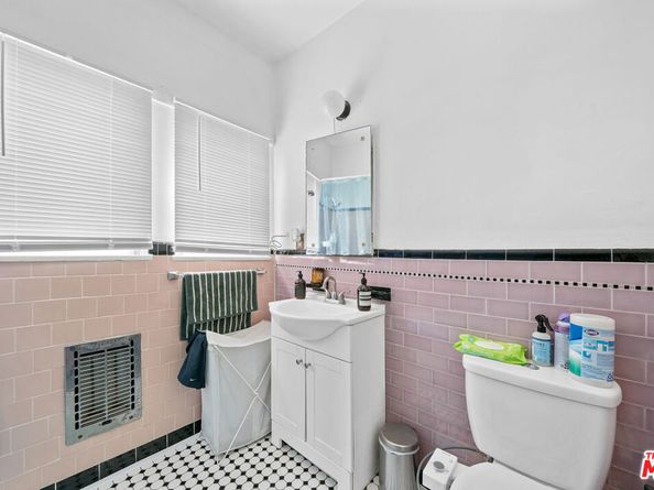 5173 Pickford Street, Los Angeles CA 90019