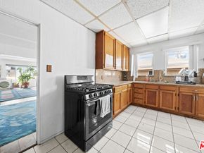 5173 Pickford Street, Los Angeles CA 90019