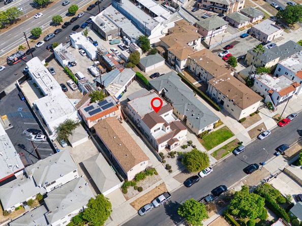 5173 Pickford Street, Los Angeles CA 90019