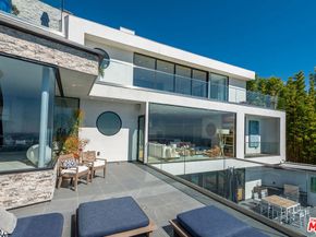 8800 Appian Way, Los Angeles CA 90046
