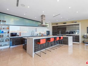 8800 Appian Way, Los Angeles CA 90046