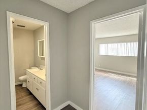 11911 Weddington Street, Valley Village CA 91607