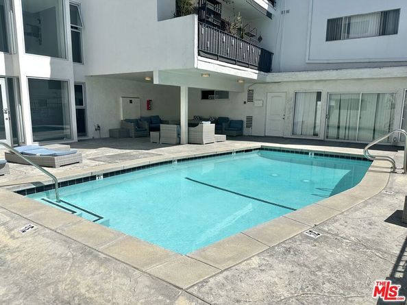 11911 Weddington Street, Valley Village CA 91607