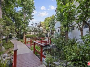 5000 S Centinela Avenue 128, Los Angeles CA 90066